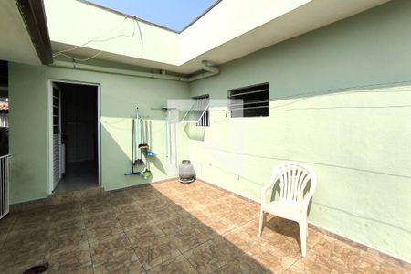 Casa à venda com 110m², 2 quartos e 3 vagas Casa à venda com 110m², 2 quartos e 3 vagasÁrea comum