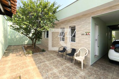 Casa à venda com 110m², 2 quartos e 3 vagas Casa à venda com 110m², 2 quartos e 3 vagasÁrea comum