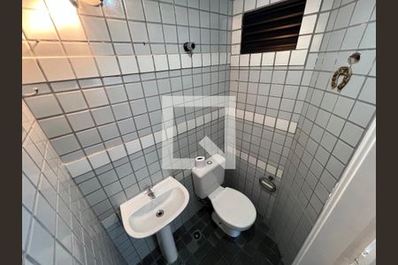 Lavabo de apartamento para alugar com 1 quarto, 80m² em Pinheiros, São Paulo