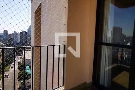 varanda de apartamento à venda com 1 quarto, 98m² em Centro, Jundiaí