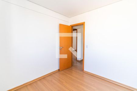 Quarto 1 de apartamento à venda com 3 quartos, 100m² em Santa Monica, Belo Horizonte