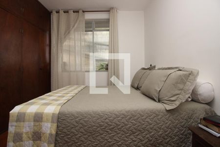 Quarto 1 de apartamento à venda com 3 quartos, 105m² em Santo Antônio, Belo Horizonte