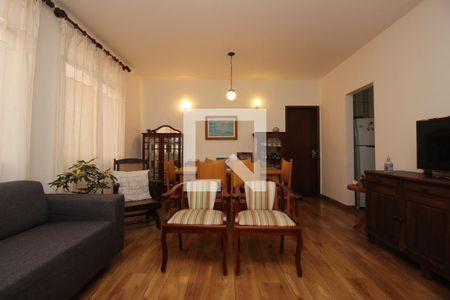 Sala de apartamento à venda com 3 quartos, 105m² em Santo Antônio, Belo Horizonte