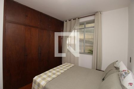 Quarto 1 de apartamento à venda com 3 quartos, 105m² em Santo Antônio, Belo Horizonte