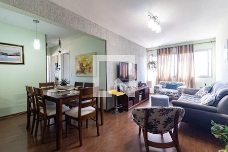 Sala de apartamento para alugar com 3 quartos, 77m² em Vila Gumercindo, São Paulo