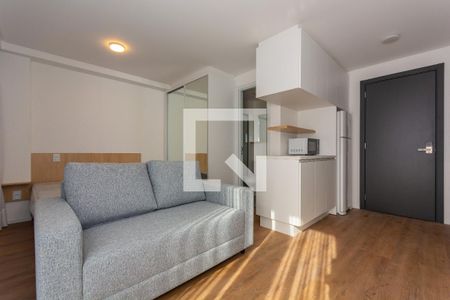 Sala de kitnet/studio para alugar com 1 quarto, 30m² em Centro, Curitiba