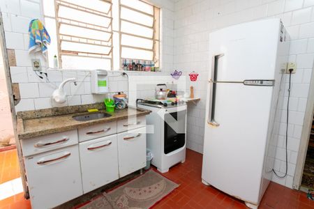 Casa à venda com 180m², 4 quartos e 1 vaga Casa à venda com 180m², 4 quartos e 1 vagaCozinha