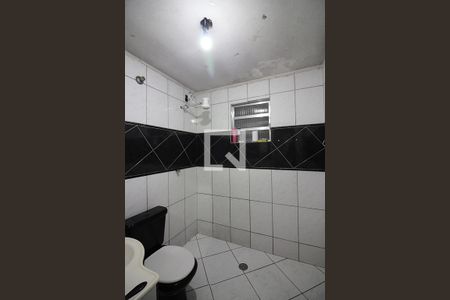 Banheiro Social de casa para alugar com 1 quarto, 49m² em Cooperativa, São Bernardo do Campo