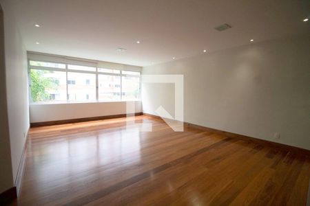 Sala de apartamento à venda com 2 quartos, 148m² em Jardim Paulista, São Paulo