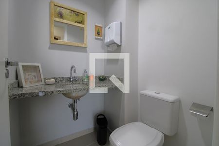Lavabo de apartamento para alugar com 4 quartos, 147m² em Vila Sofia, São Paulo