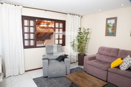 Sala de casa à venda com 3 quartos, 171m² em Vila Antonieta, Guarulhos