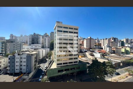 Vista  de apartamento à venda com 3 quartos, 142m² em Nova Suíça, Belo Horizonte