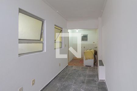 Quarto de casa para alugar com 5 quartos, 220m² em Vila Yara, Osasco