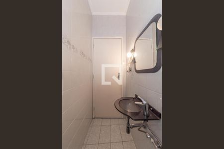 Lavabo de casa para alugar com 2 quartos, 200m² em Vila Santo Estefano, São Paulo