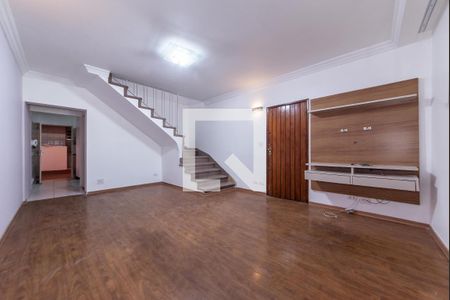 Sala de casa para alugar com 2 quartos, 200m² em Vila Santo Estefano, São Paulo