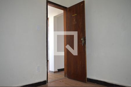 Quarto 2 de casa para alugar com 3 quartos, 200m² em Novo Progresso, Contagem