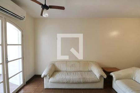 Sala de apartamento para alugar com 3 quartos, 100m² em Vila Júlia, Guarujá