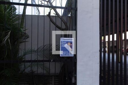 Apartamento à venda com 147m², 4 quartos e 2 vagas Apartamento à venda com 147m², 4 quartos e 2 vagasPlaquinha