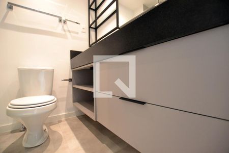 Banheiro de kitnet/studio à venda com 1 quarto, 28m² em Partenon, Porto Alegre