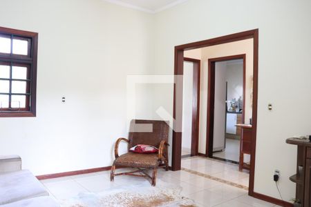 Sala de TV de casa à venda com 3 quartos, 299m² em Chácara Primavera, Campinas