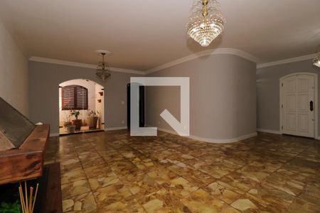 Sala de casa à venda com 4 quartos, 311m² em Santa Maria, Santo André