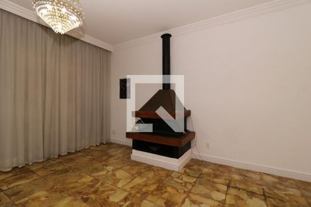 Sala de casa à venda com 4 quartos, 311m² em Santa Maria, Santo André