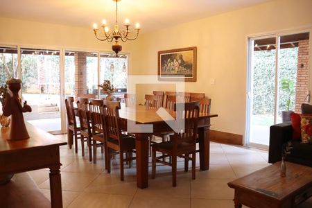 Sala de jantar  de casa à venda com 5 quartos, 400m² em Vila Brandina, Campinas