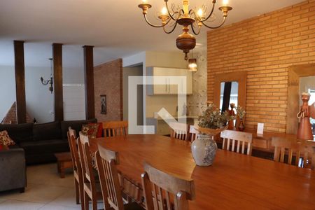 Sala de jantar  de casa à venda com 5 quartos, 400m² em Vila Brandina, Campinas