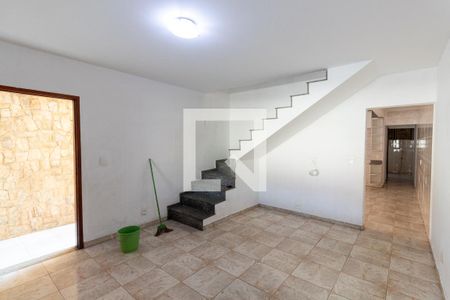 Sala de casa para alugar com 3 quartos, 140m² em Vila Rio Branco, São Paulo