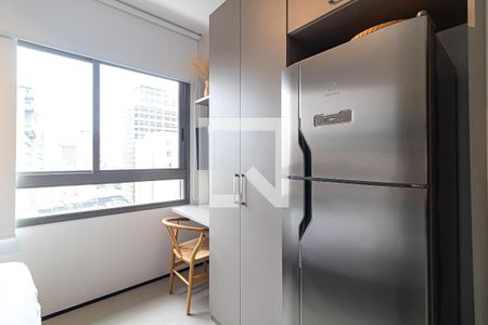 Cozinha de apartamento à venda com 1 quarto, 17m² em Perdizes, São Paulo