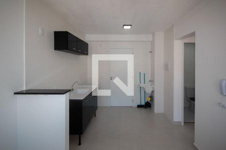 Sala/Cozinha de apartamento para alugar com 2 quartos, 33m² em Sacomã, São Paulo