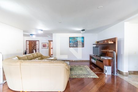 Sala de casa para alugar com 4 quartos, 1162m² em Interlagos, São Paulo