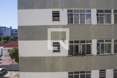 Sala - Janela de apartamento à venda com 2 quartos, 40m² em Cascadura, Rio de Janeiro