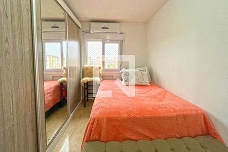 Quarto 1 de apartamento para alugar com 2 quartos, 60m² em Restinga, Porto Alegre