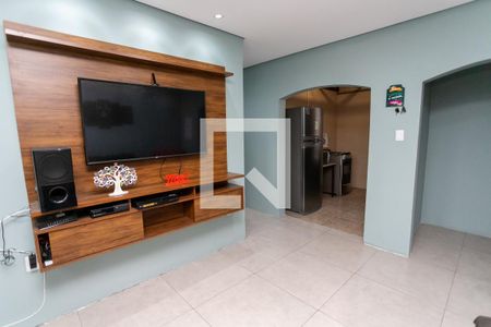 Sala de apartamento à venda com 3 quartos, 70m² em Passo D’areia, Porto Alegre