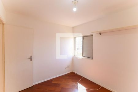 Quarto 1 de apartamento à venda com 2 quartos, 58m² em Jardim Taboão, São Paulo
