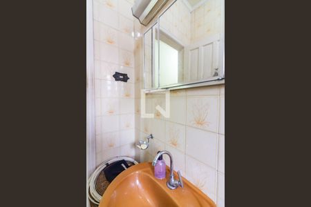 Casa à venda com 426m², 5 quartos e 8 vagas Casa à venda com 426m², 5 quartos e 8 vagasBanheiro 2