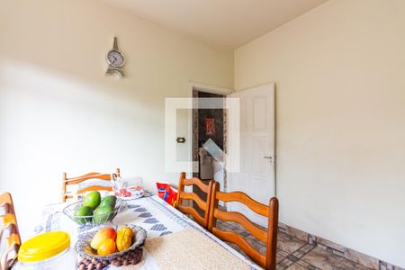 Casa à venda com 426m², 5 quartos e 8 vagas Casa à venda com 426m², 5 quartos e 8 vagasCozinha