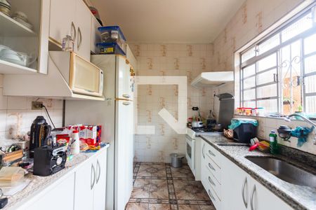 Casa à venda com 426m², 5 quartos e 8 vagas Casa à venda com 426m², 5 quartos e 8 vagasCozinha