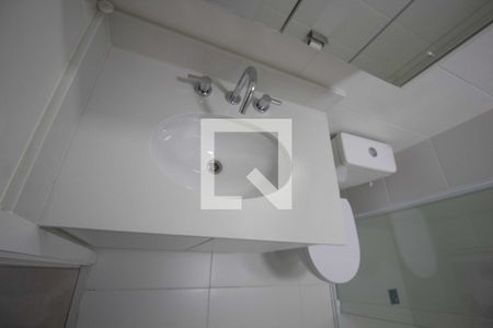 Studio- Banheiro de kitnet/studio para alugar com 1 quarto, 26m² em Vila Clementino, São Paulo