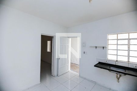 Cozinha de casa para alugar com 1 quarto, 50m² em Vila Alpina, São Paulo