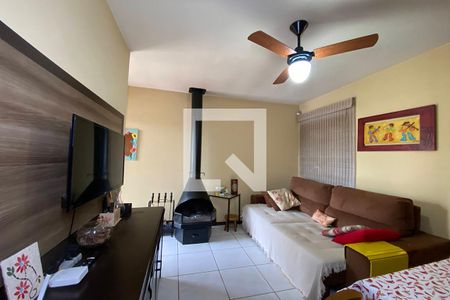 Sala de casa para alugar com 2 quartos, 62m² em Campestre, São Leopoldo