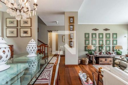 Casa à venda com 3 quartos, 390m² em Jardim Viana, São Paulo