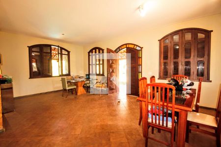 Sala de casa para alugar com 5 quartos, 448m² em Várzea, Lagoa Santa