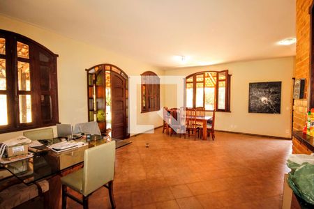 Sala de casa para alugar com 5 quartos, 448m² em Várzea, Lagoa Santa