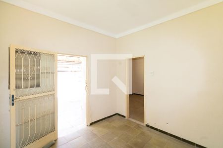 Sala de casa para alugar com 2 quartos, 120m² em Campo Grande, Rio de Janeiro