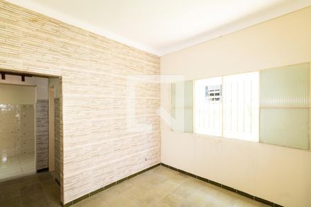 Sala de casa para alugar com 2 quartos, 120m² em Campo Grande, Rio de Janeiro