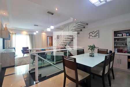 Sala de casa à venda com 3 quartos, 205m² em Vila Camilópolis, Santo André