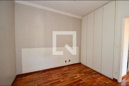 Suite de apartamento à venda com 3 quartos, 80m² em Sagrada Família, Belo Horizonte