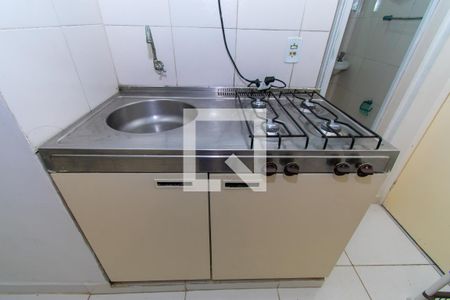 Cozinha de kitnet/studio para alugar com 0 quarto, 20m² em Aclimação, São Paulo